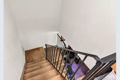 392 Birchwood Road, Medford, NY 11763 - Photo 12