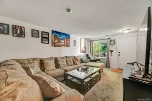 392 Birchwood Rd, Medford, NY 11763 - Photo 4