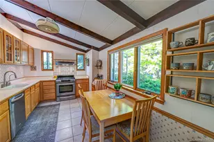 6 Rack Ln, East Setauket, NY 11733 - Photo 8