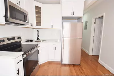 15520 Tuskegee Airmen Way, Jamaica, NY 11433 - Photo 4