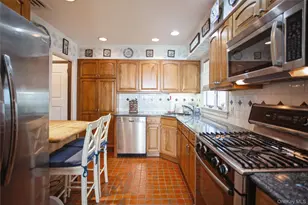 129 Belmont Ave, Long Beach, NY 11561 - Photo 10