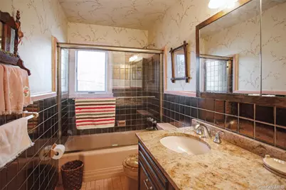 129 Belmont Avenue, Long Beach, NY 11561 - Photo 18