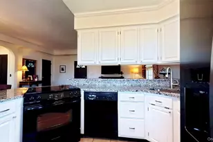 136 High Point Cir, Newburgh, NY 12550 - Photo 14