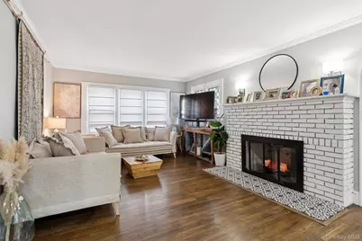 19 Margaret Boulevard, Merrick, NY 11566 - Photo 6