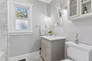 19 Margaret Blvd, Merrick, NY 11566 - Photo 12