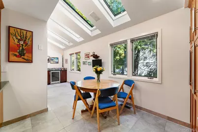 208 Boulder Ridge Road, Scarsdale, NY 10583 - Photo 6