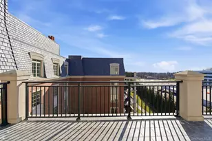 6000 Royal Ct, North Hills, NY 11040 - Photo 14