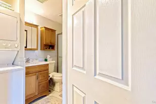 1020 Washington Green, New Windsor, NY 12553 - Photo 20