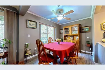 1020 Washington Green, New Windsor, NY 12553 - Photo 10