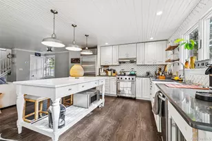 212 Lumber Ln, Bridgehampton, NY 11932 - Photo 8