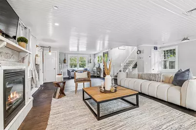 212 Lumber Ln, Bridgehampton, NY 11932 - Photo 22