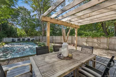 212 Lumber Ln, Bridgehampton, NY 11932 - Photo 24