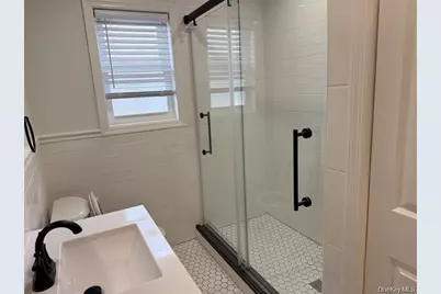 513 E Broadway, Long Beach, NY 11561 - Photo 14