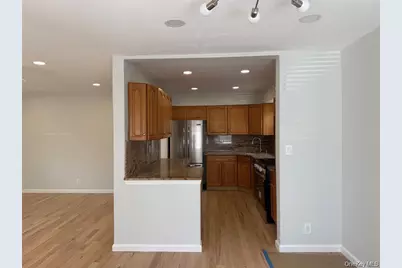 513 E Broadway, Long Beach, NY 11561 - Photo 18