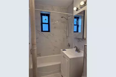110 Stonelea Place #1B, New Rochelle, NY 10801 - Photo 1