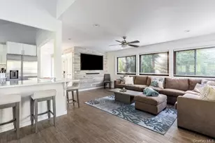 294 Wilmot Rd, Ocean Beach, NY 11770 - Photo 8