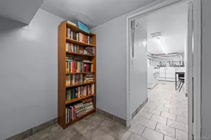 241-20 Northern Blvd, Douglaston, NY 11362 - Photo 22