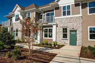 1 Conklin St, Farmingdale, NY 11735 - Photo 2