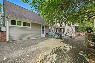 16 Ridge Dr E, Roslyn, NY 11576 - Photo 36