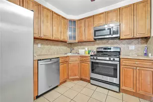 20-39 49th St, Astoria, NY 11105 - Photo 16