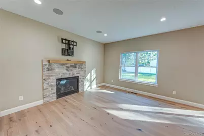 176 Southern Boulevard, Nesconset, NY 11767 - Photo 6