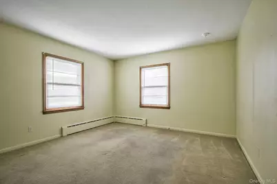 35 Red Oak Place, Massapequa, NY 11758 - Photo 10