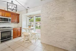 8 Eucalyptus Ct, Selden, NY 11784 - Photo 12