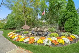 8 Eucalyptus Ct, Selden, NY 11784 - Photo 24