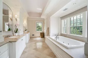 8 Cooper Rd, Scarsdale, NY 10583 - Photo 20