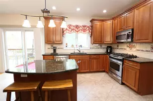 79 E Hall Ave, New City, NY 10956 - Photo 12