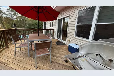 79 E Hall Avenue, New City, NY 10956 - Photo 22