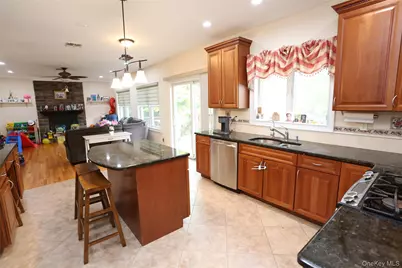 79 E Hall Avenue, New City, NY 10956 - Photo 12