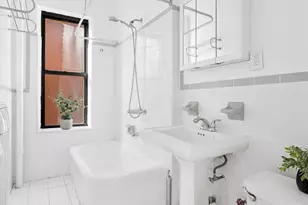 41-42 42nd, Sunnyside, NY 11104 - Photo 12