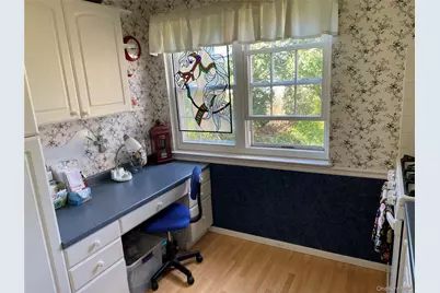 107 Mariners Way, Copiague, NY 11726 - Photo 12