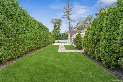 262 Channon Road, Hewlett, NY 11557 - Photo 14