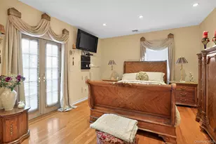 9-15 Malba Dr, Whitestone, NY 11357 - Photo 4