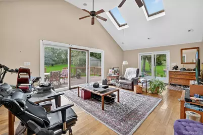 14 Halsey Place, Valhalla, NY 10595 - Photo 22