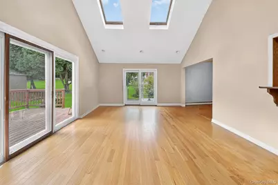 14 Halsey Place, Valhalla, NY 10595 - Photo 20