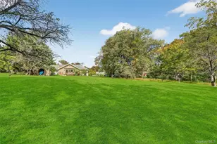 14 Halsey Pl, Valhalla, NY 10595 - Photo 38