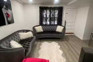 2923 N Mickle Ave, Bronx, NY 10469 - Photo 2