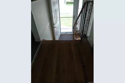 540 Oak Street, Copiague, NY 11726 - Photo 2