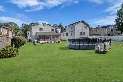 316 Vanderbilt Boulevard, Oakdale, NY 11769 - Photo 26