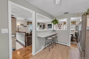 316 Vanderbilt Blvd, Oakdale, NY 11769 - Photo 2