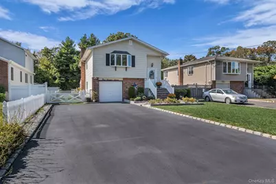 316 Vanderbilt Boulevard, Oakdale, NY 11769 - Photo 28