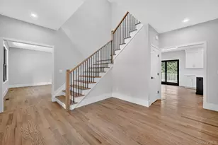 9 Flanders Ln, Cortlandt Manor, NY 10567 - Photo 4