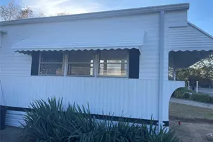 1661 Old Country Rd, Riverhead, NY 11901 - Photo 10