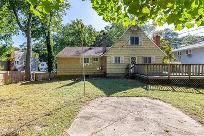 32 Ravenwood Drive, Kings Park, NY 11754 - Photo 20