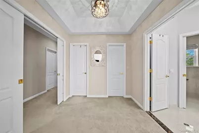 77 Hamlet Drive, Mount Sinai, NY 11766 - Photo 20