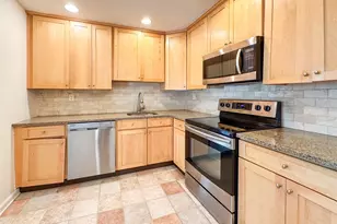 18 Granada Crescent, White Plains, NY 10603 - Photo 12