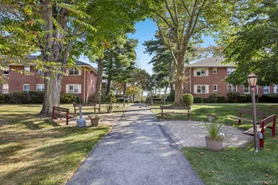 121 N Broadway #12A, White Plains, NY 10603 - Photo 1